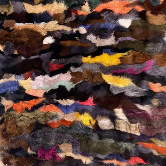 Luxurious Multi-Colored Fox Fur Blanket - Picture 2 of 3